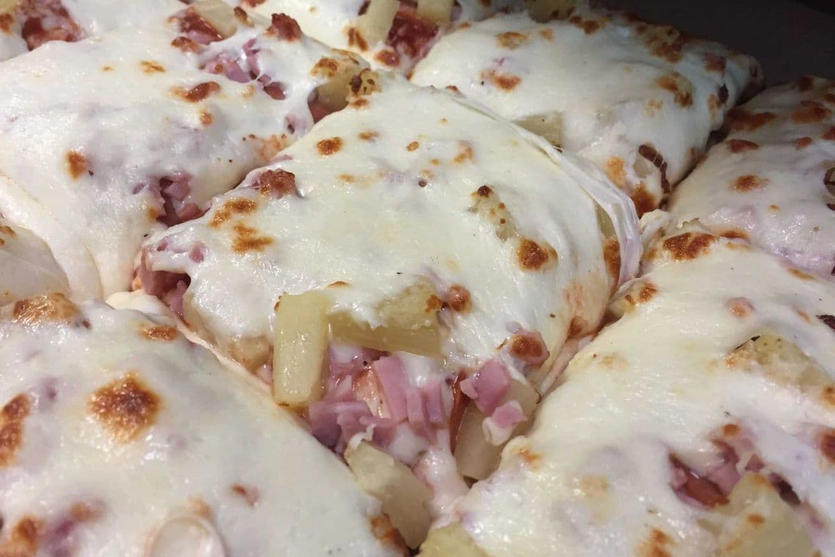 Hawaiian Pizza (Medium)