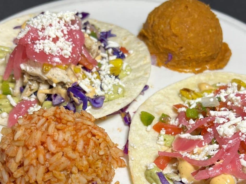 Pollo Tacos (2 Pieces)