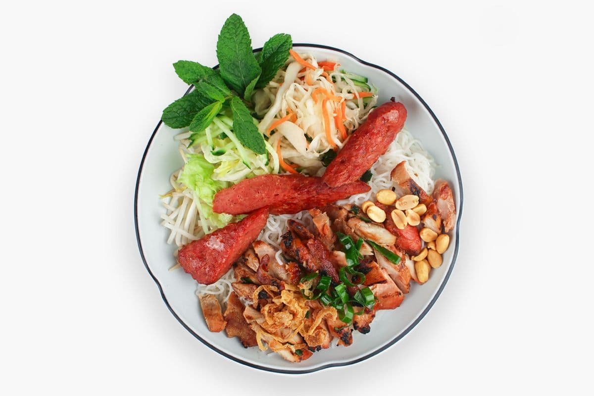 505. Grilled Meat & Vietnamese Sausage Vermicelli (Bun 1 Loại, 1 Nem)