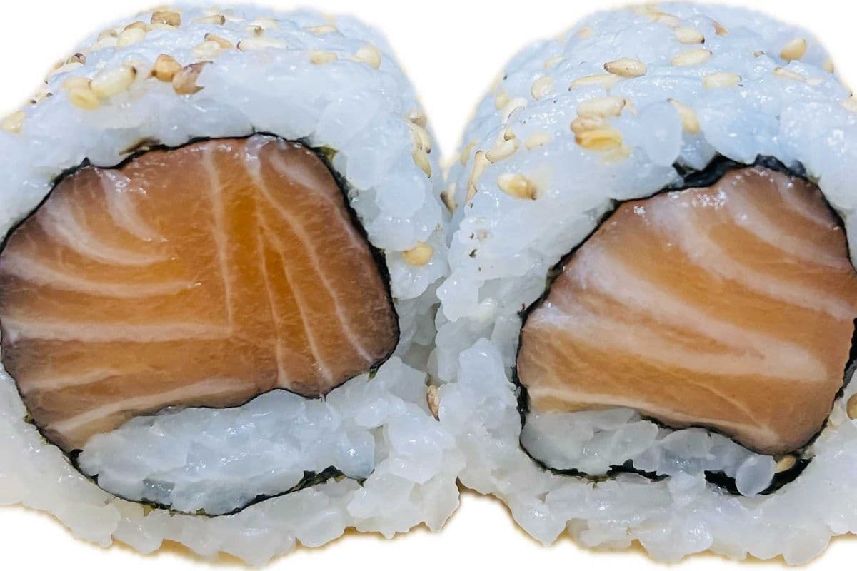 Salmon Classic Roll