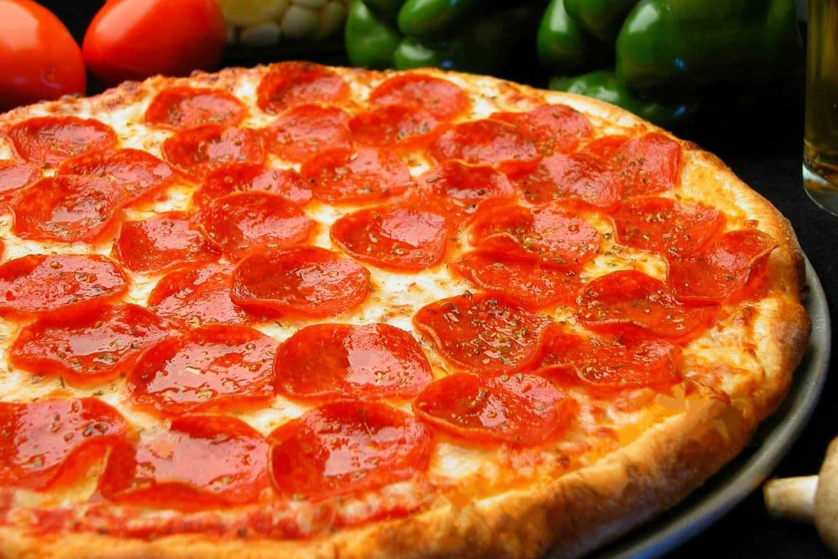 LARGE Pepperoni and Cheese Pizza