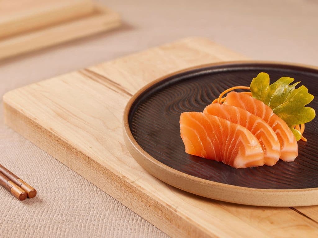 Salmon Sashimi (3pcs)