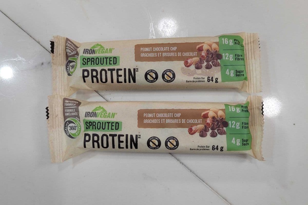 Iron Vegan Sprouted Protein Bar (220 Cal)