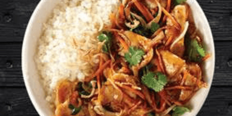 BOL DE RIZ AU CHOU-FLEUR PAD PRIK PAO AVEC POUTLET