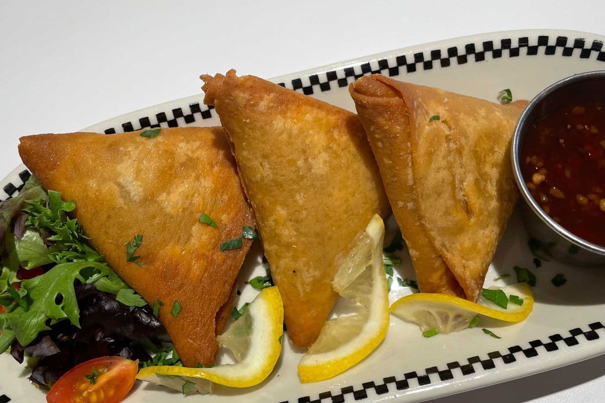 Samosas Plate