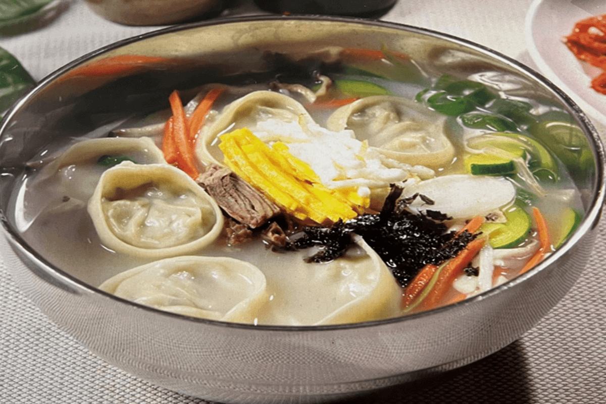 Dduk Mandu Gook