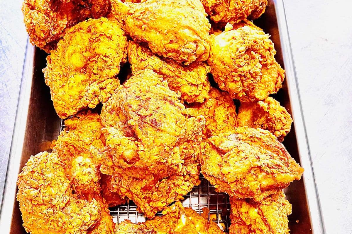 Chicken 6 pcs( MIX SM & LG PCS)$20