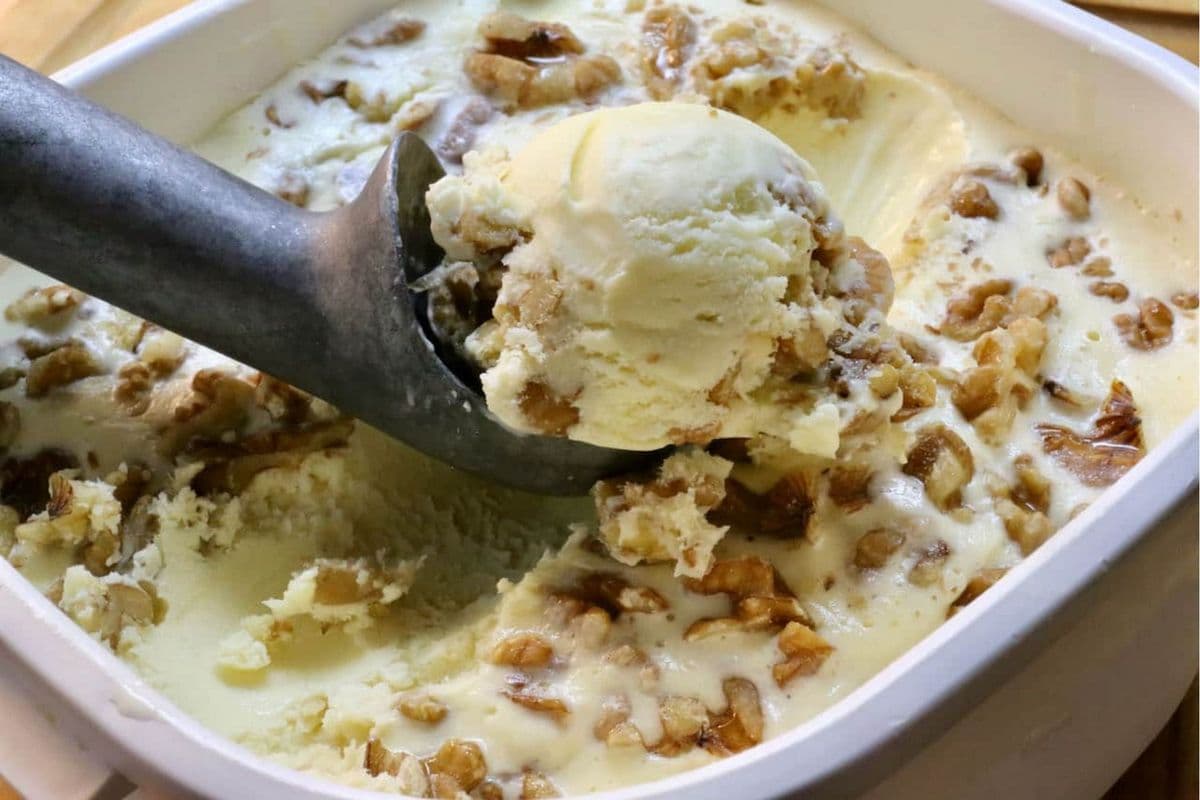 Maple Walnut