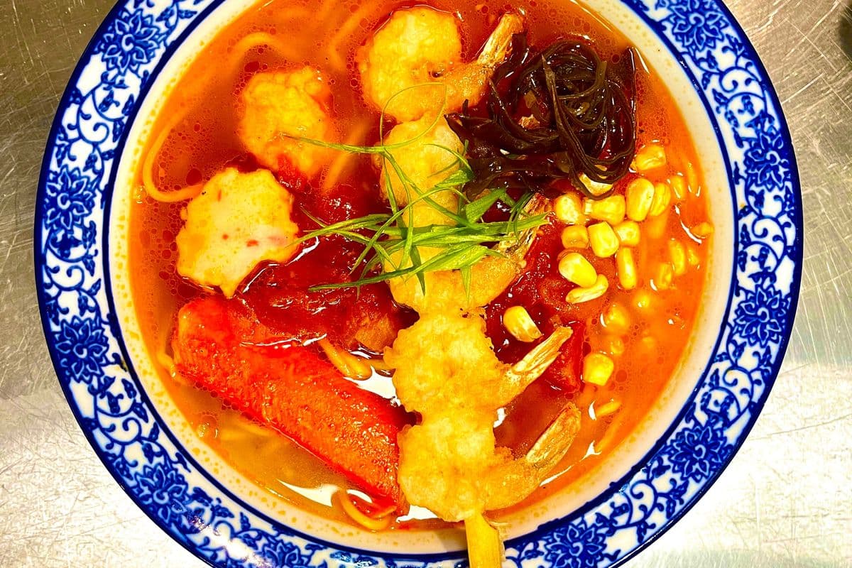 F7 海鲜面 Seafood Noodle Soup