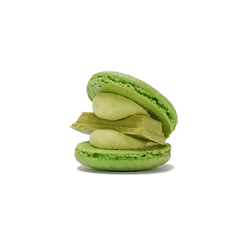 Matcha Kitkat Macaron