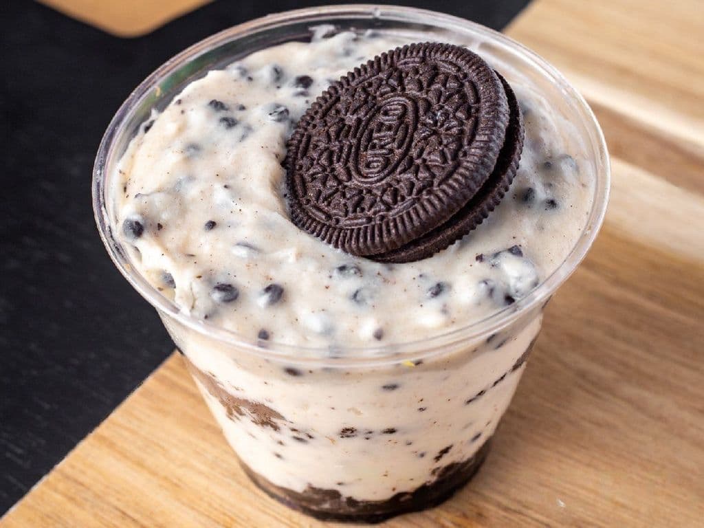 Oreo / Oreo Cookies in a cup
