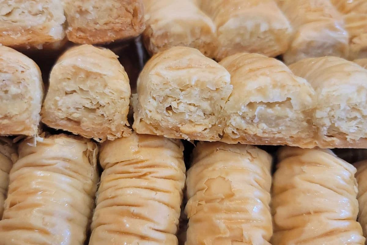 Assobeh with Cashew