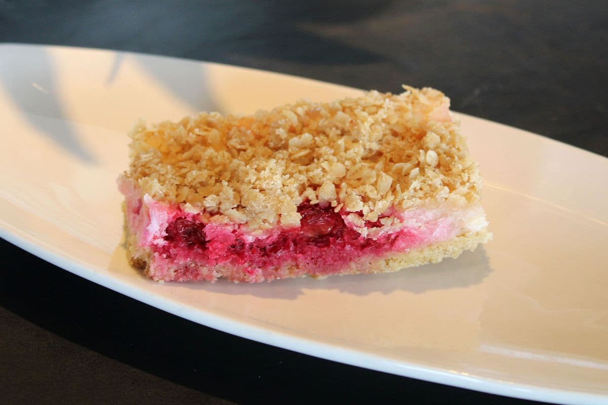 Sour Cherry Crumble