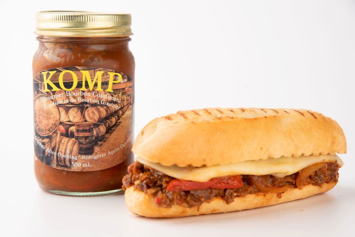 Jar of KOMP Sauce (750ml Jar)