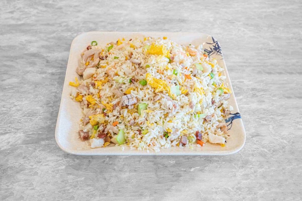 73. BBQ Pork and Shrimp Fried Rice 揚州炒飯