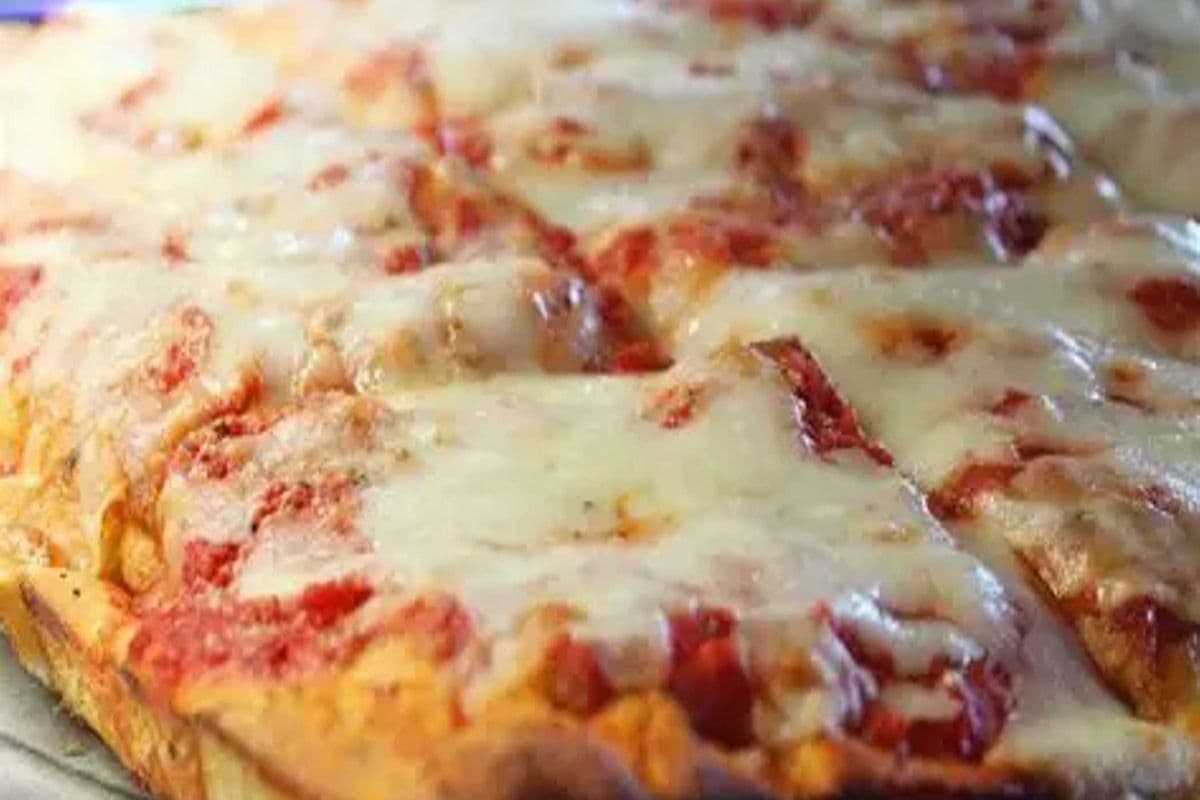 Small sicilian pizza