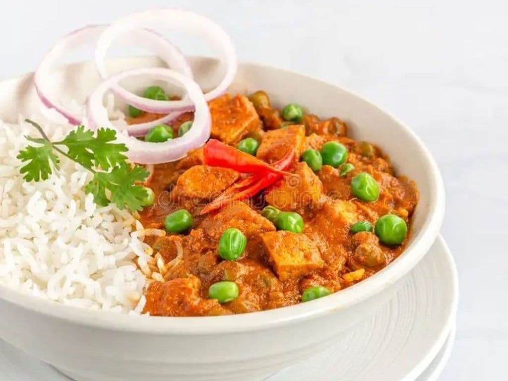 Mama's Rice Bowl - Mutter Paneer