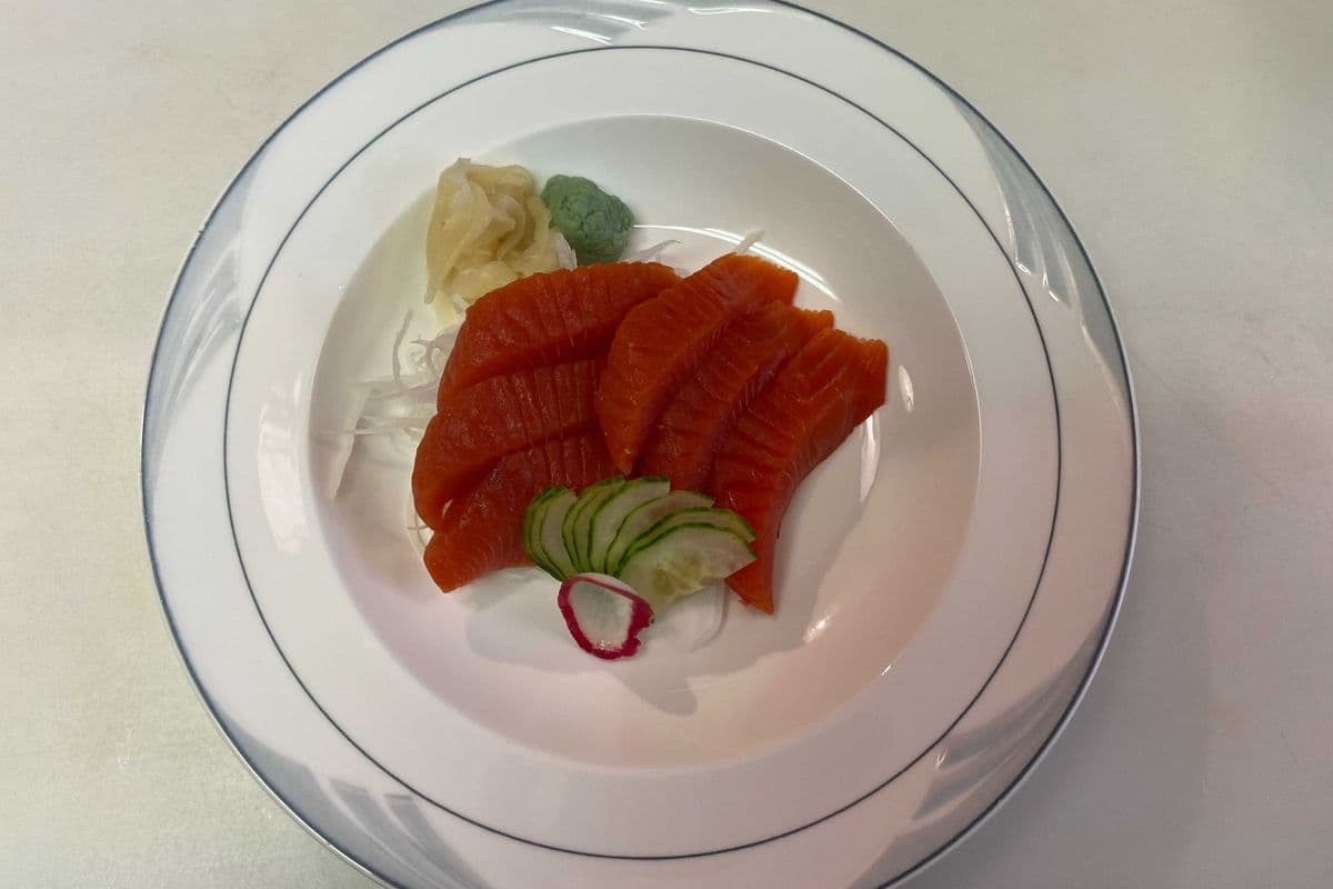 Sockeye Sashimi 6pcs