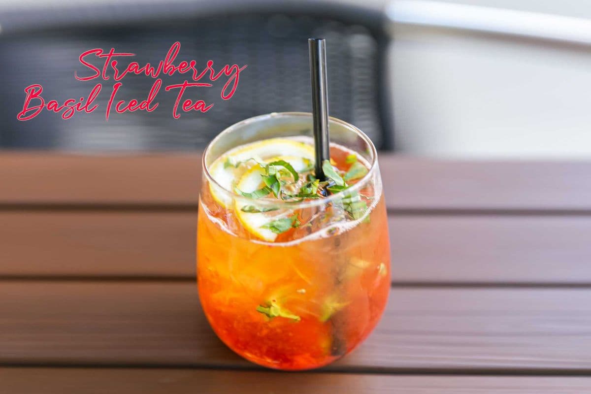 STRAWBERRY BASIL ICED TEA