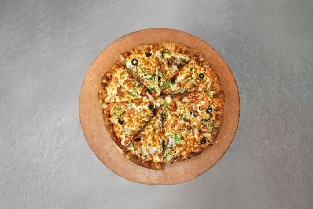 Large Mediterranean Veggie Pizza