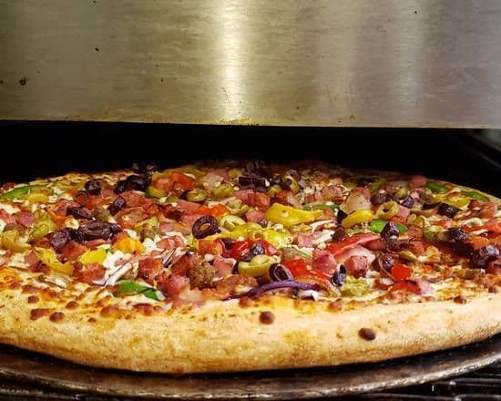 Extra Large Thick Crust Gyro Pizza / Très Grande Croute Épaisse Pizza Gyro