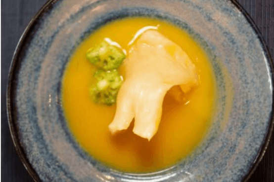 Premium Braised Fish Maw (Per Person) 蚝皇苏里南特级厚花胶 (位)