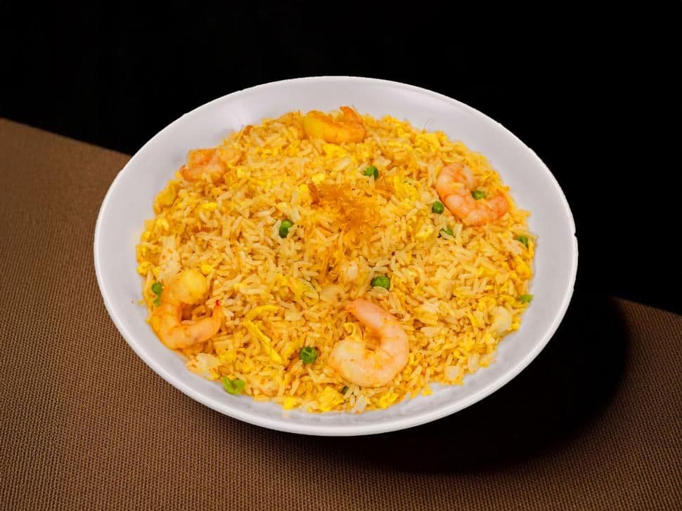Fried rice with seafood / 海鲜炒饭