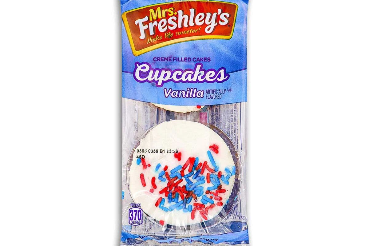 Mrs. Freshley's Cupcakes Vanilla Creme Filled (102 g)