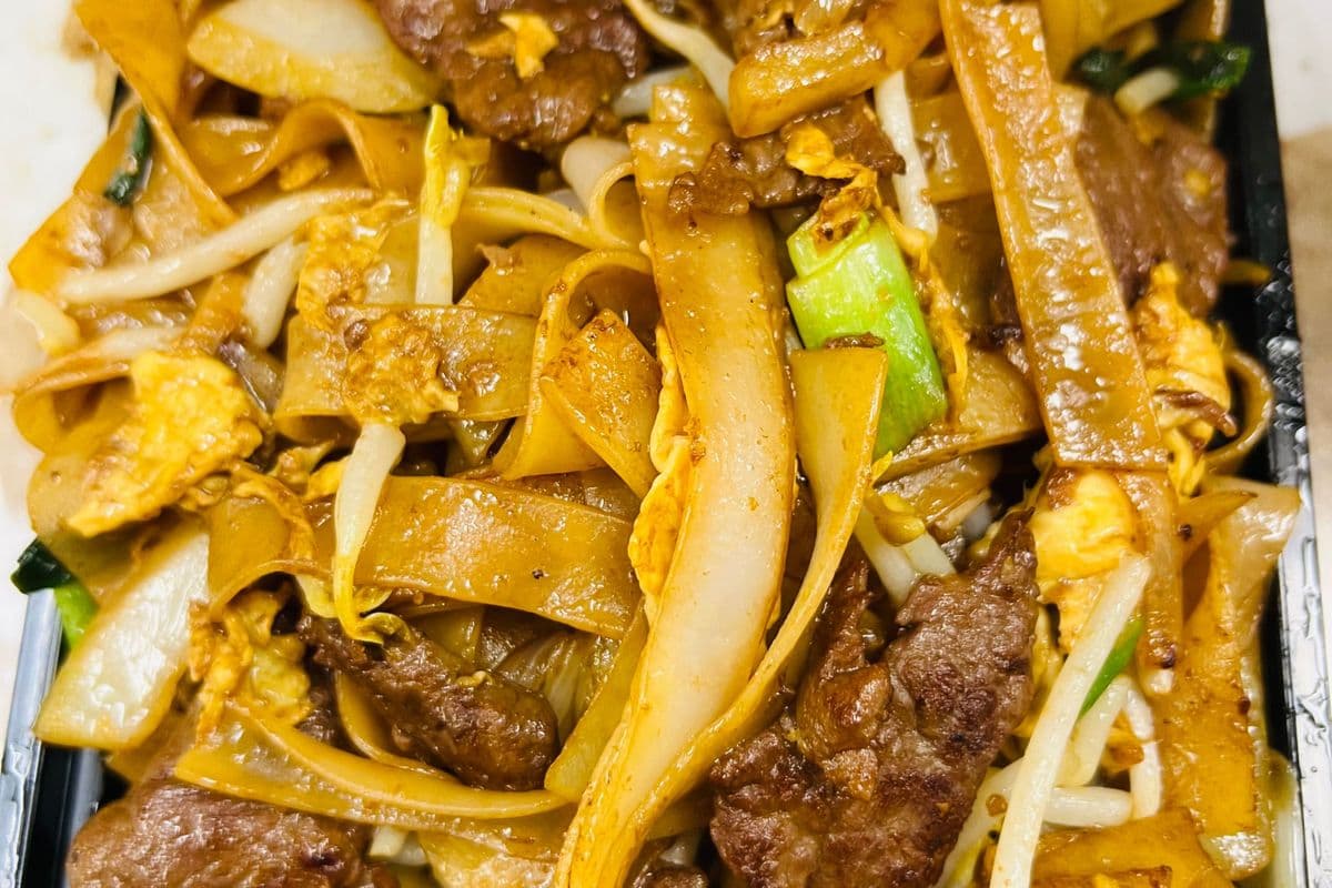 Chow Ho Fun Noodles炒河粉