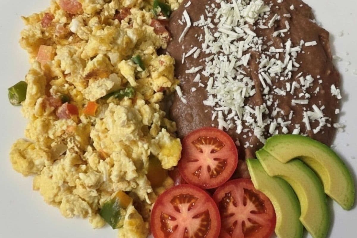 Huevos a la Mexicana