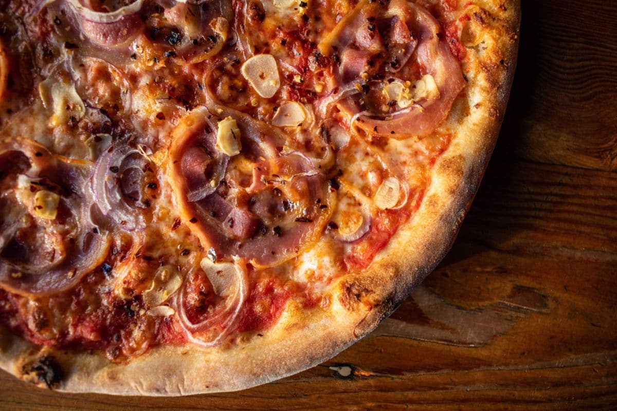 Amatriciana Pizza