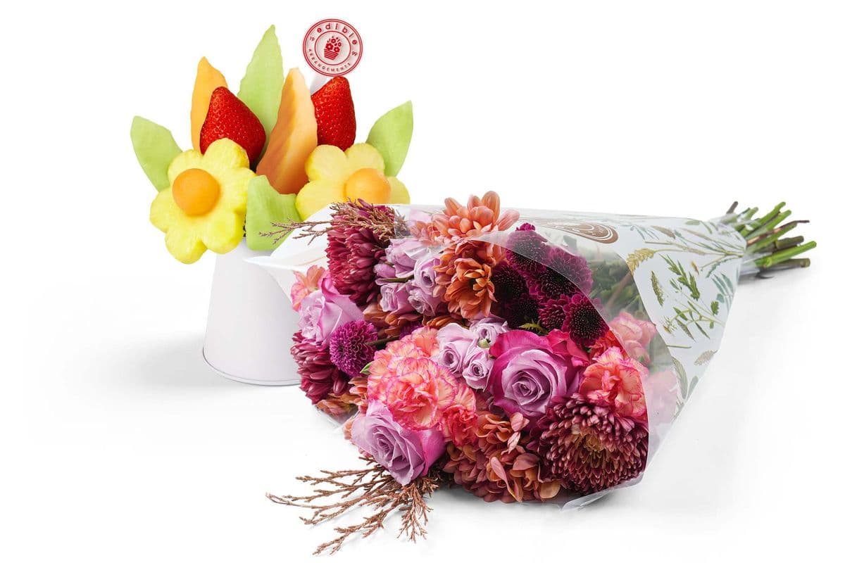 Sweet Appreciation Flowers & Fruit Bouquet Gift