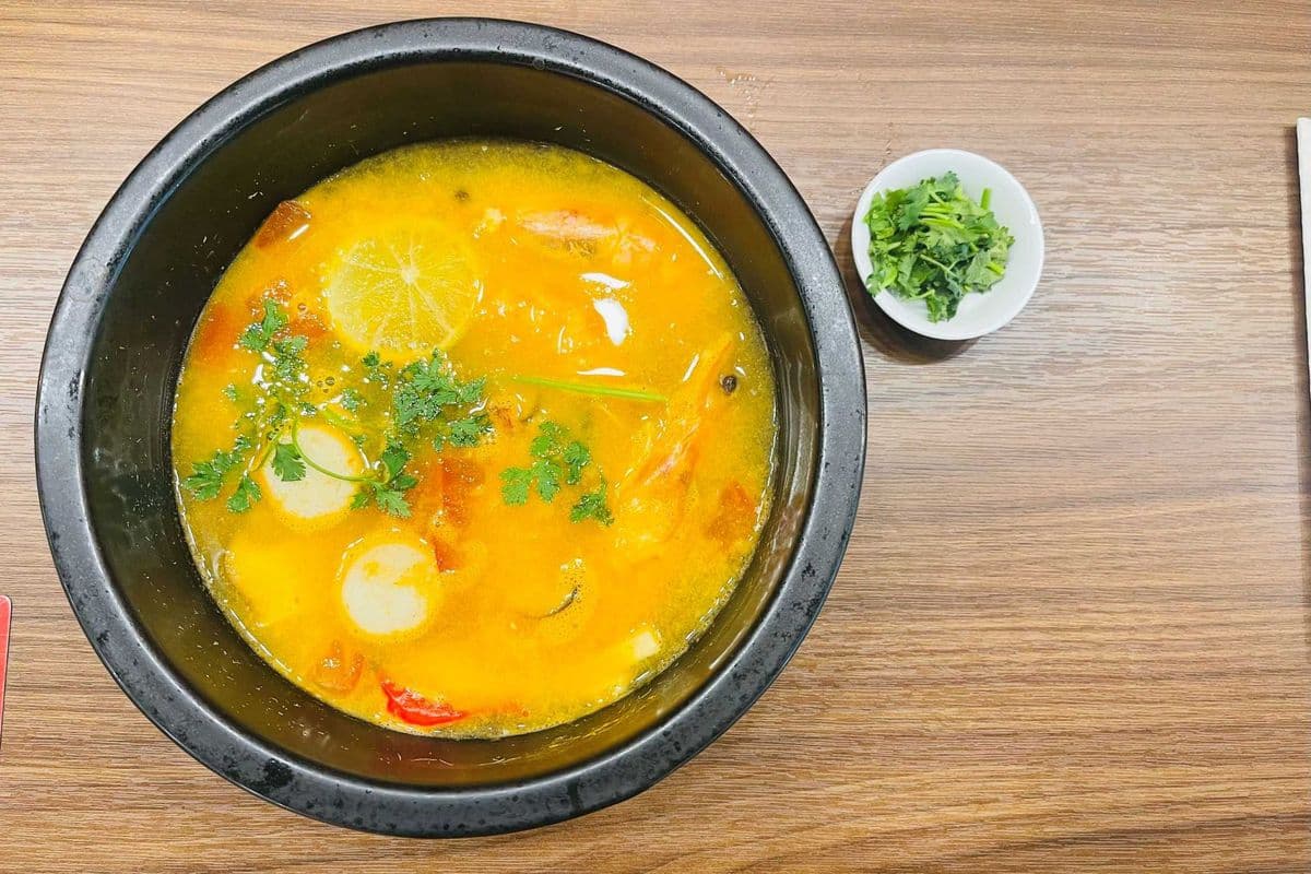 S1. Sea Food Tom Yum Gong Rice Noodle Soup / 海鲜冬阴功米线