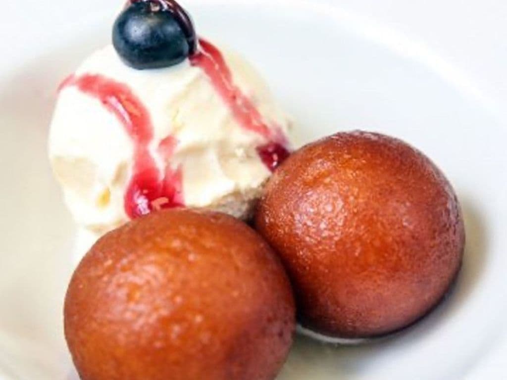 Gulab Jamun with Ice Cream