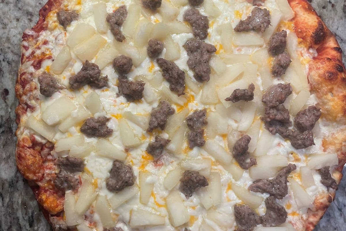 12" Large Derek Pizza