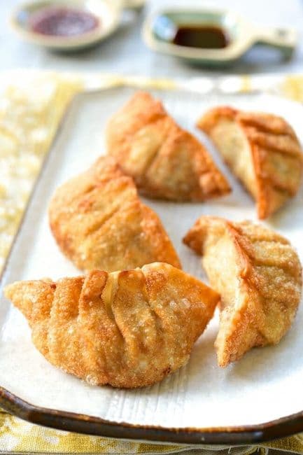 MOMOS FRIED CHICKEN