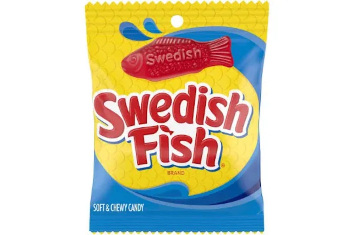 Swedish Fish Red Peg Bags (102 g)