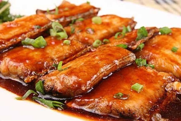 Braised Hairtail Fish 红烧带鱼