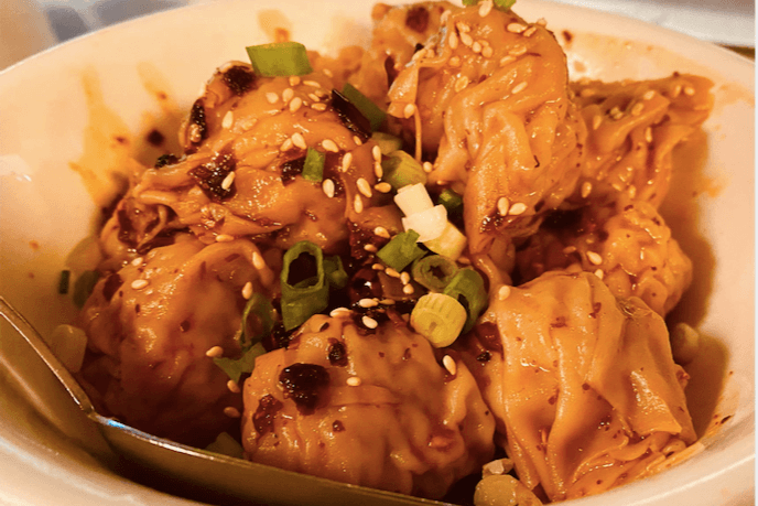 4. Wontons in Szechuan Chili Oil 紅 油 抄 手