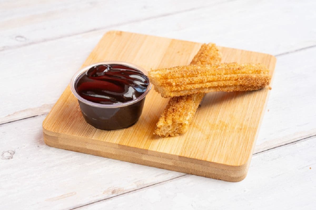 Churro + Chocolat / Churro and Dip