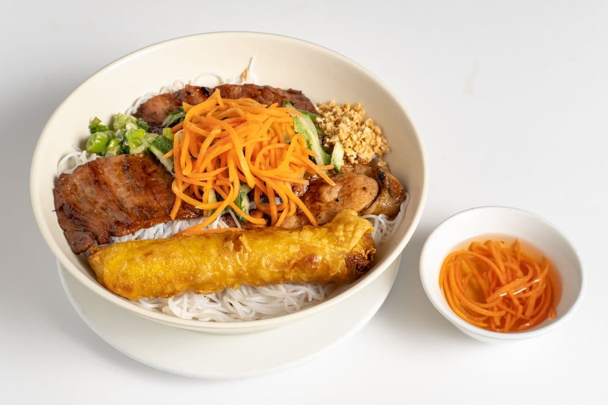 B03. Vermicelli with Spring Roll and Grilled Pork