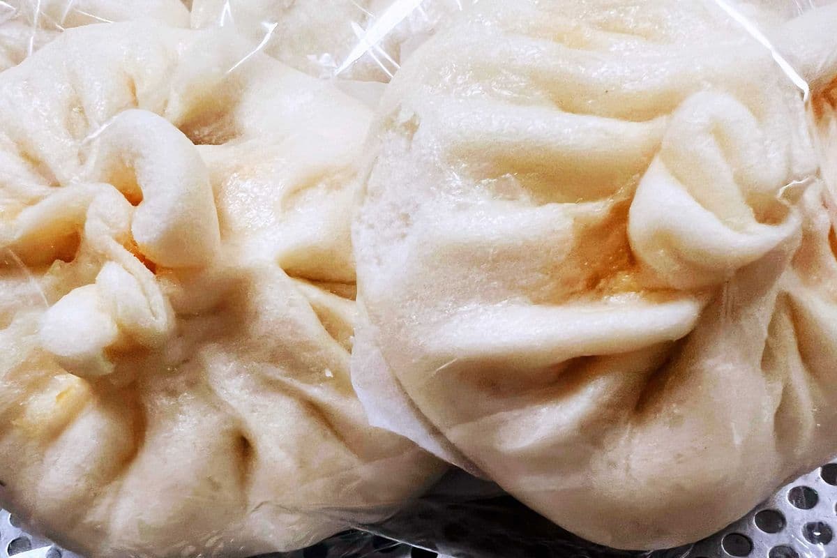 Spicy Pickled Mustard Pork Bun (2 pcs)