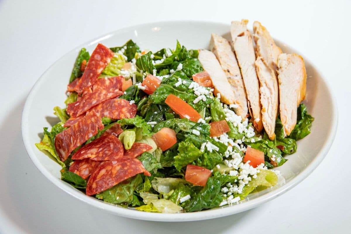 Signature Famoso Salad (Full)