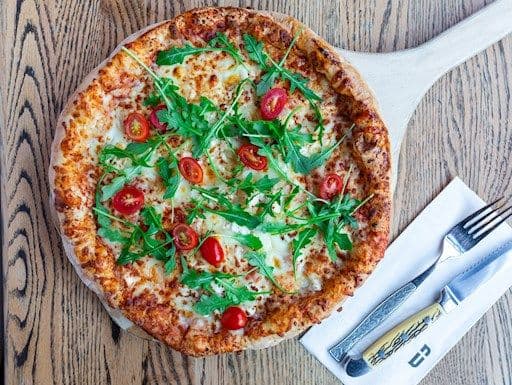 Pizza rocket / Rocket Pizza