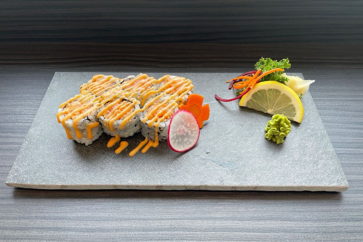 Spicy Salmon Roll