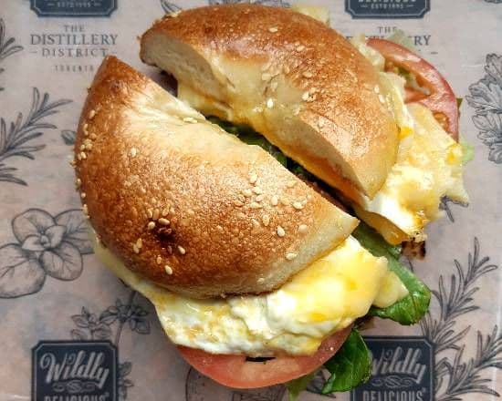 Fried Egg, White Cheddar, Tomato and Lettuce Bagel