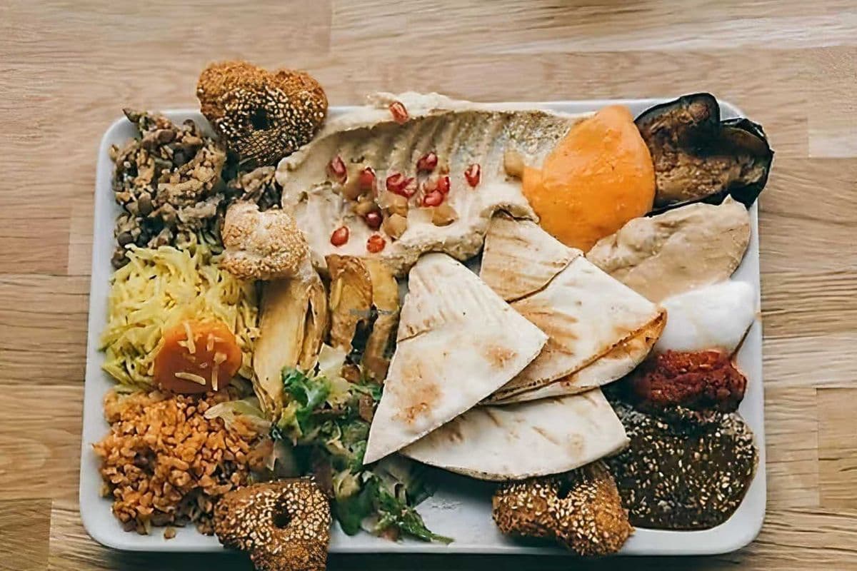 Nabatti Platter