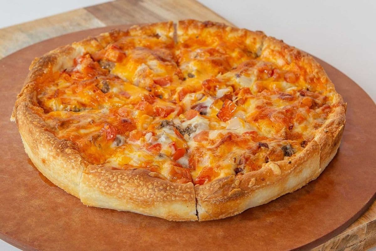 Large Bacon Cheeseburger Pizza
