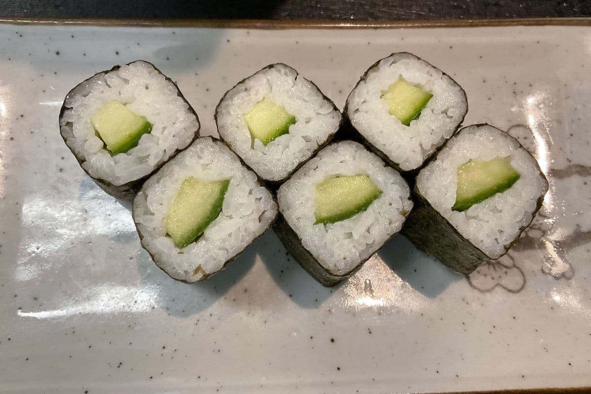 Cucumber (Kappa) Roll (6 pcs)