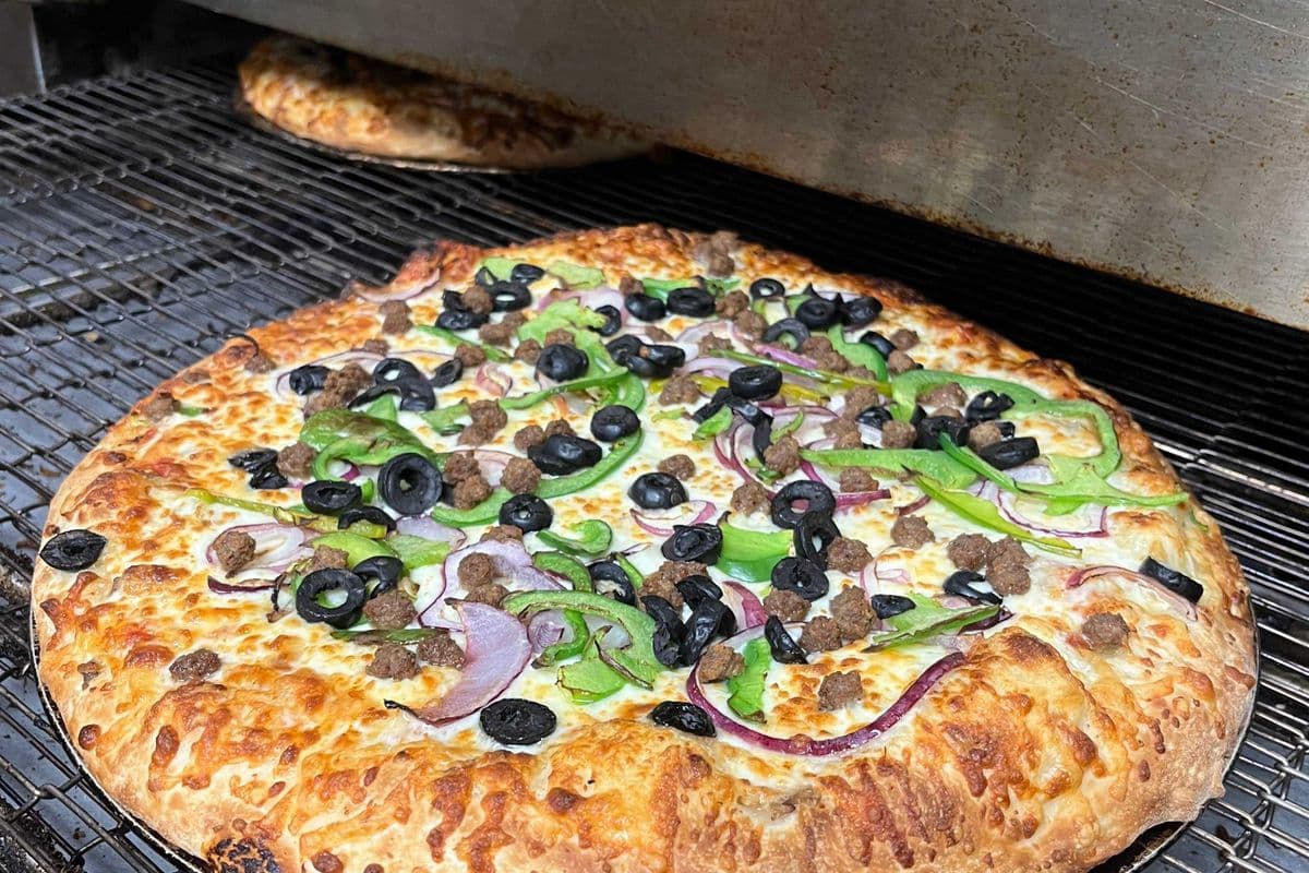 > 2 X Champion Special 18" Pizzas